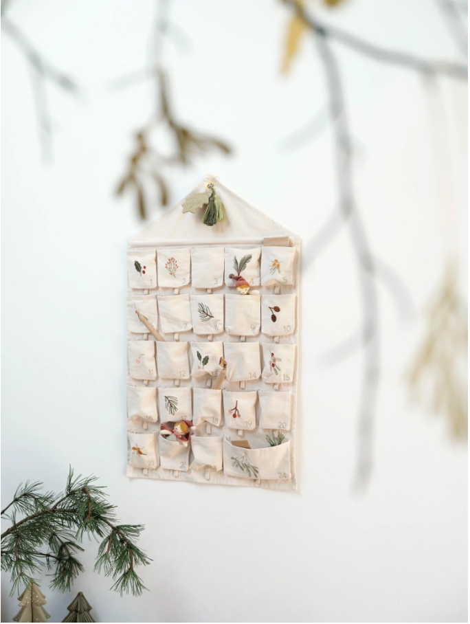 Calendrier mural - Broderie Yule Greens - Naturel
