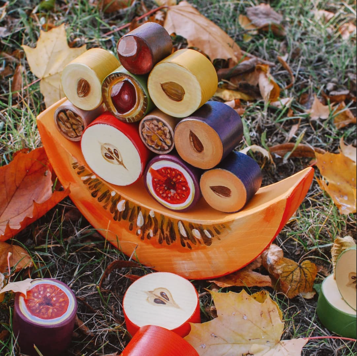 Jouet d'équilibre en bois - Fruits de l'Automne.