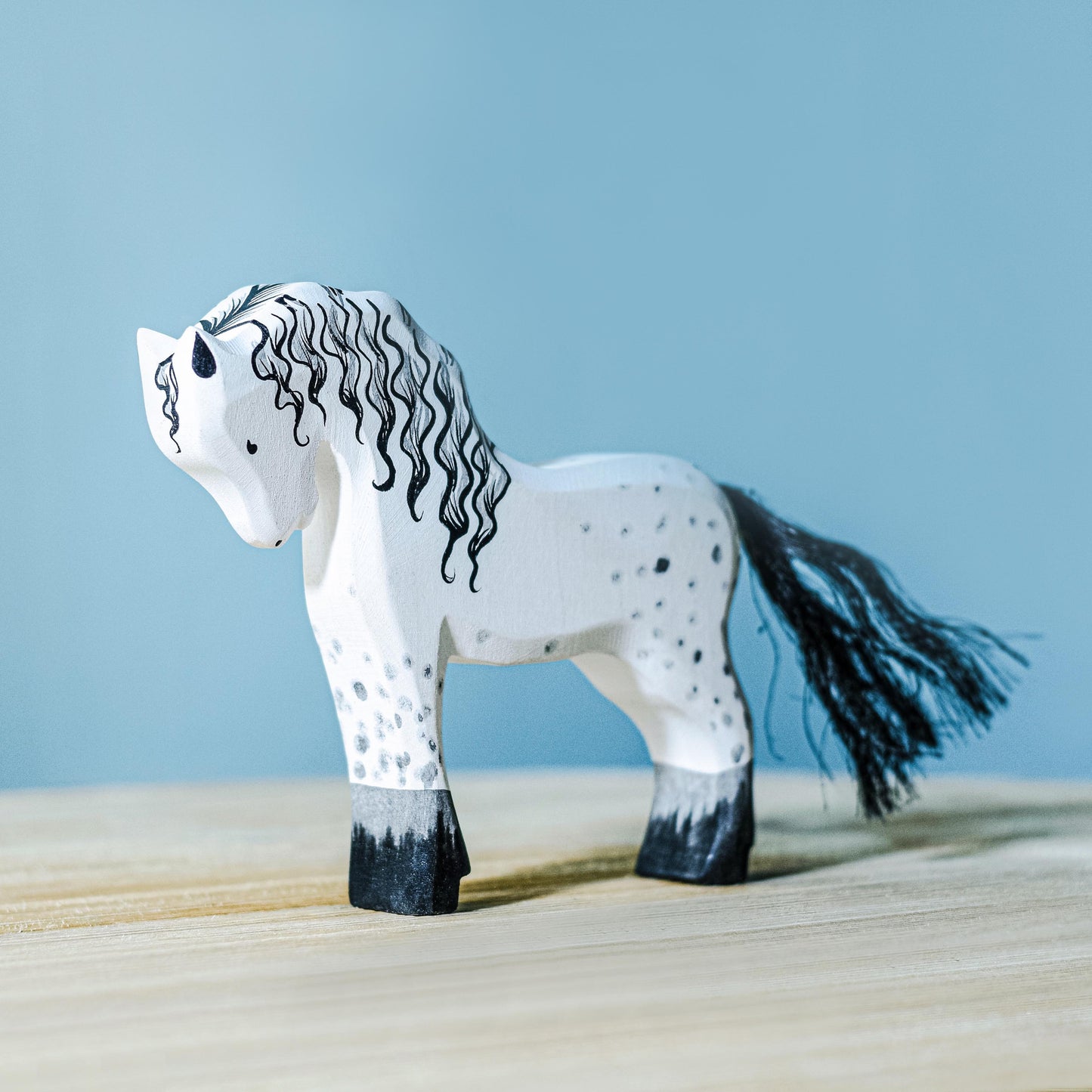 Cheval Blanc ou ENSEMBLE Reine des Neiges, Traîneau et Cheval Blanc