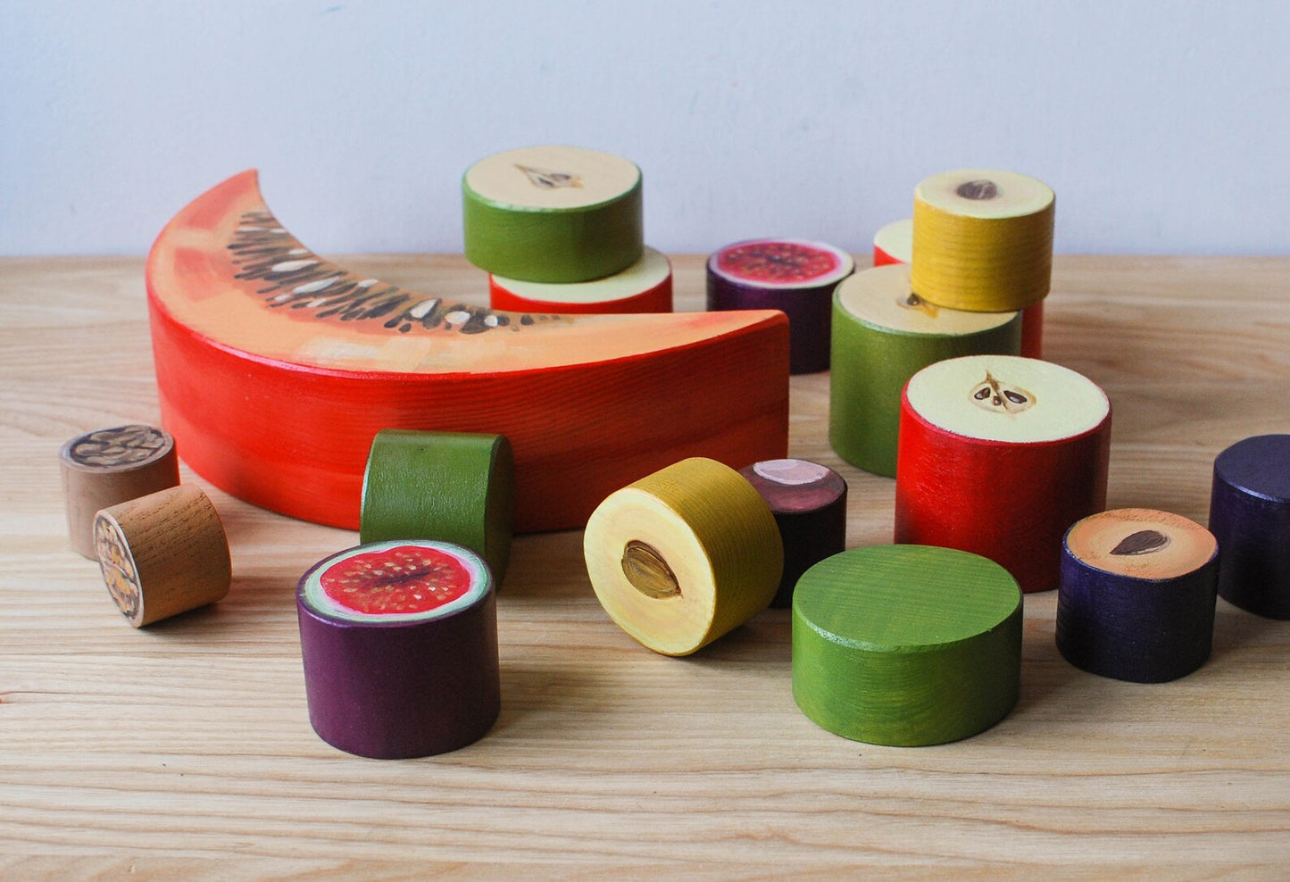 Jouet d'équilibre en bois - Fruits de l'Automne.