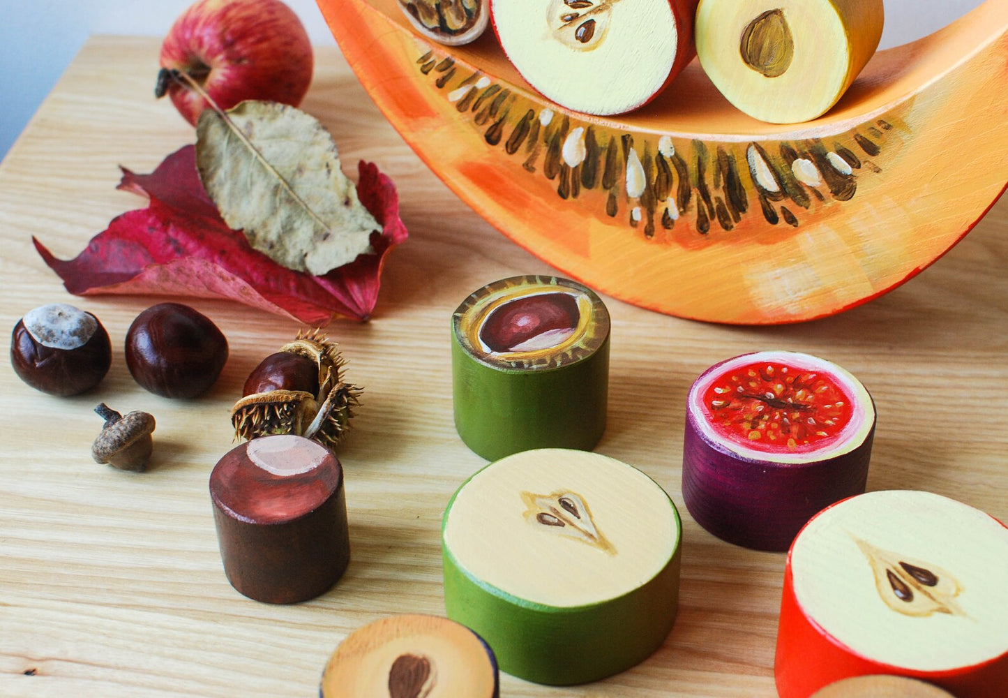 Jouet d'équilibre en bois - Fruits de l'Automne.