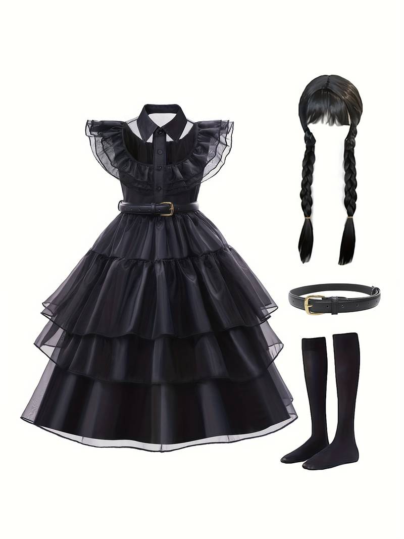 Costume de robe en maille (Mercredi)