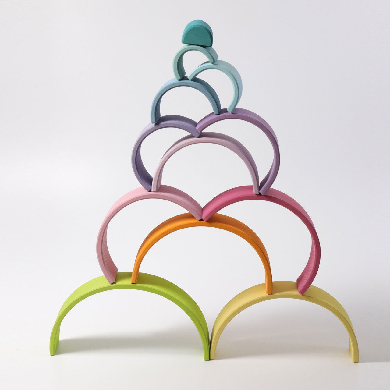Grand arc-en-ciel pastel