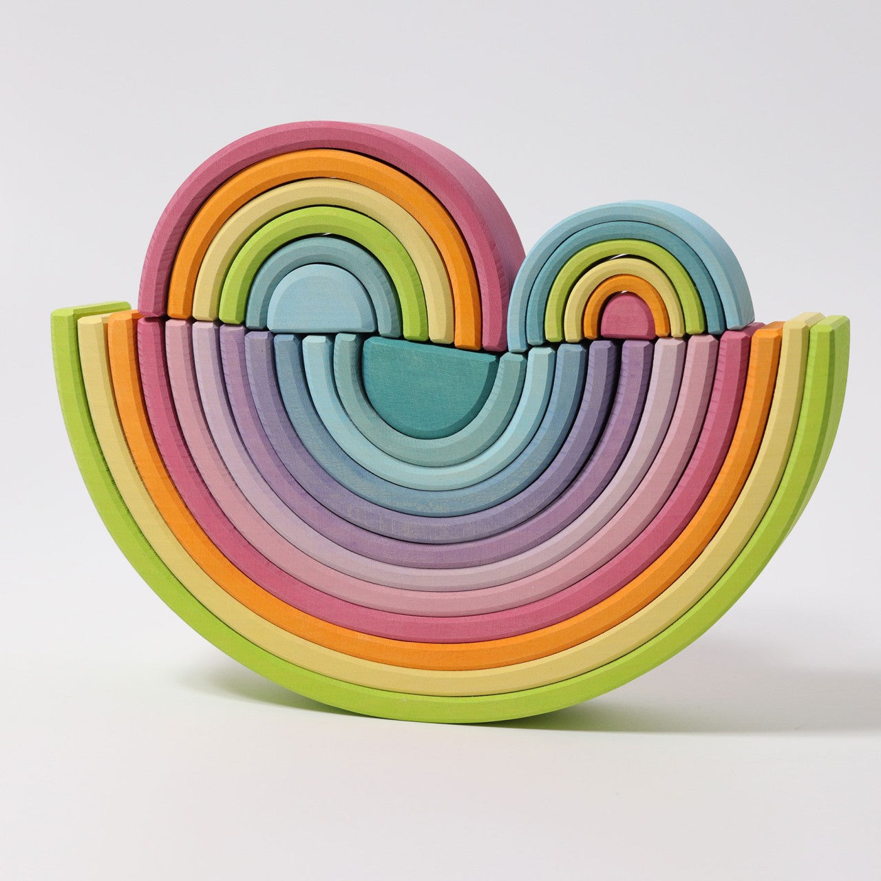 Grand arc-en-ciel pastel